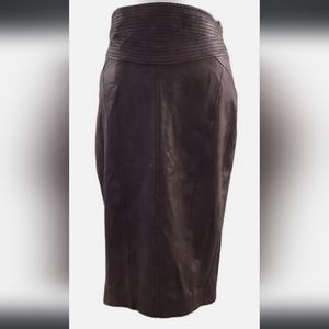 DVF lether medi skirt mint condition sz8